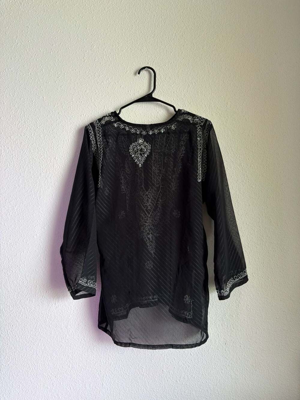 Unbranded Black Sheer Embroidered Kurti Tunic Top Size 40 - Picture 5 of 6